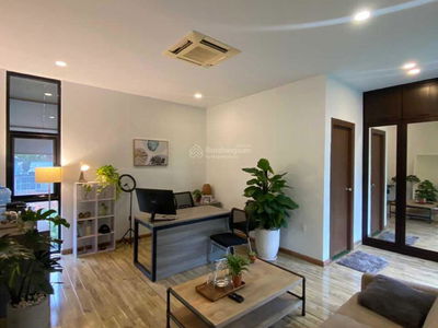 Pho Quang Street, Vietnam Pho Quang Street, Vietnam