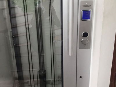 Lac Long Quan Street, Vietnam Lac Long Quan Street, Vietnam