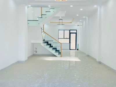 Truong Luu Street, Vietnam Truong Luu Street, Vietnam