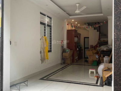 Bat Khoi Street, Vietnam Bat Khoi Street, Vietnam