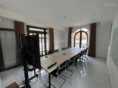 Him Lam Kenh Te, Vietnam  Him Lam Kenh Te, Vietnam