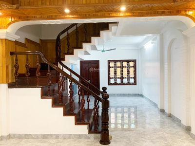 Dong Me Street, Vietnam Dong Me Street, Vietnam