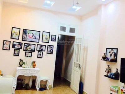 Nguyen Tuan Street, Vietnam Nguyen Tuan Street, Vietnam