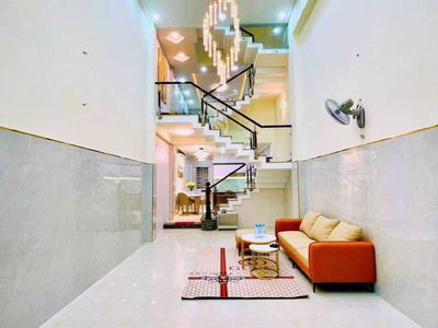 Le Duc Tho Street, Vietnam Le Duc Tho Street, Vietnam