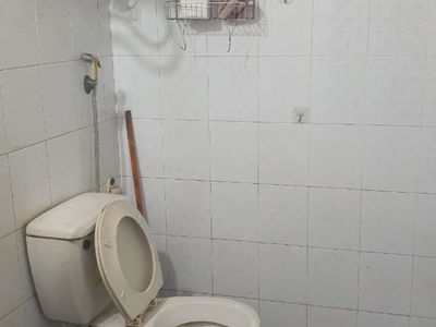 Thai Thinh Street, Vietnam  Thai Thinh Street, Vietnam