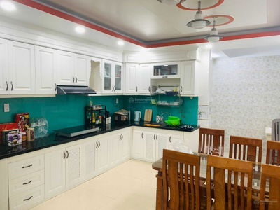 Nguyen Oanh Street, Vietnam Nguyen Oanh Street, Vietnam