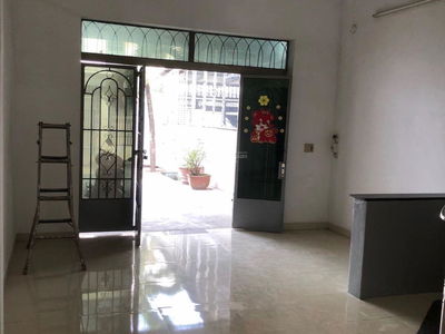 Ha Huy Giap Street, Vietnam Ha Huy Giap Street, Vietnam