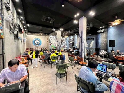 Phan Xich Long Street, Vietnam Phan Xich Long Street, Vietnam