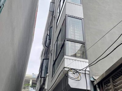 Tan Thuy Street, Vietnam  Tan Thuy Street, Vietnam