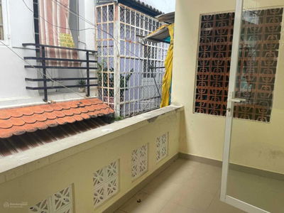 Doan Van Bo Street, Vietnam Doan Van Bo Street, Vietnam