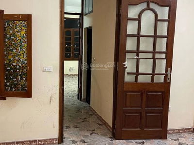 Tu Lien Street, Vietnam Tu Lien Street, Vietnam