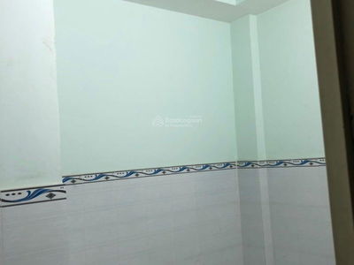 Nun Huynh Lien Street, Vietnam Nun Huynh Lien Street, Vietnam