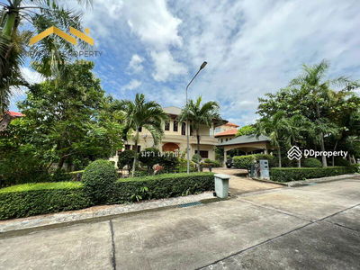 Pool villa in "Thung Klom-Tan Man" Pattaya, Chon Buri, Thailand Pool villa in "Thung Klom-Tan Man" Pattaya, Chon Buri, Thailand