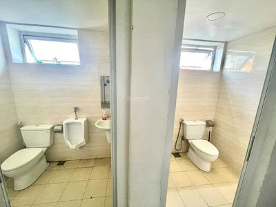 Truck Alley 371, Vietnam Truck Alley 371, Vietnam