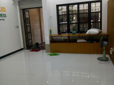 19/17, Vietnam 19/17, Vietnam