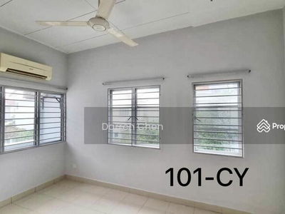 Terrace house at Setia Alam, Malaysia Terrace house at Setia Alam, Malaysia