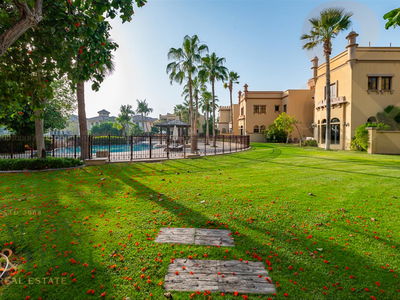Canal Cove Frond N, United Arab Emirates  Canal Cove Frond N, United Arab Emirates