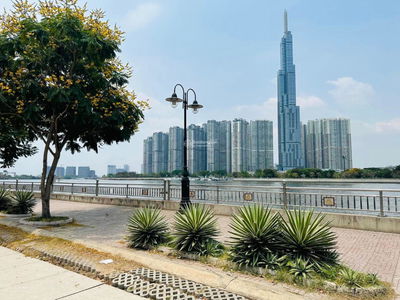 Tran Nao Street, Vietnam  Tran Nao Street, Vietnam