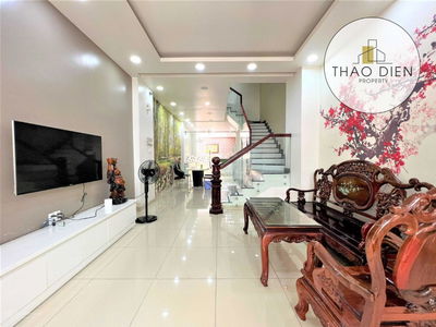 Bui Ta Han Street, Vietnam Bui Ta Han Street, Vietnam