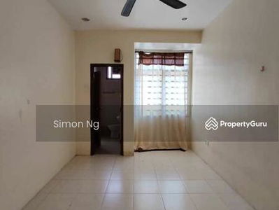 Terrace house at Simpang Ampat, Malaysia Terrace house at Simpang Ampat, Malaysia