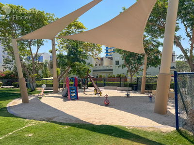 Candace Acacia, United Arab Emirates  Candace Acacia, United Arab Emirates