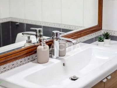 Opal Tower Marina, United Arab Emirates  Opal Tower Marina, United Arab Emirates