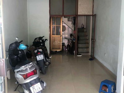 Tran Khat Chan Street, Vietnam  Tran Khat Chan Street, Vietnam