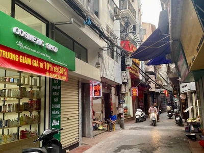 Lane 8, Vietnam Lane 8, Vietnam