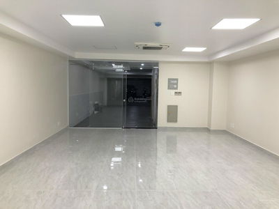 Dai Quang Minh Sala, Vietnam Dai Quang Minh Sala, Vietnam