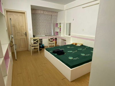 Dong Me Street, Vietnam Dong Me Street, Vietnam