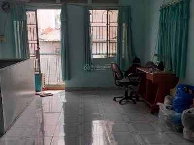 Nguyen Hong Street, Vietnam Nguyen Hong Street, Vietnam