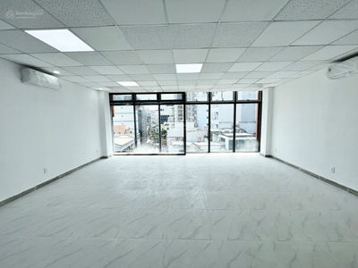 Cong Hoa Street, Vietnam Cong Hoa Street, Vietnam