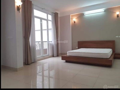 Au Co Street, Vietnam Au Co Street, Vietnam