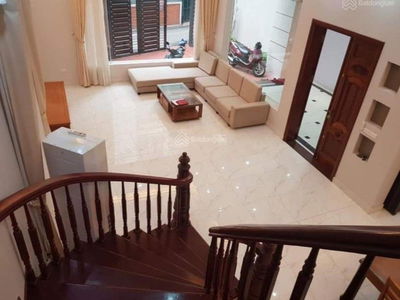 Au Co Street, Vietnam Au Co Street, Vietnam