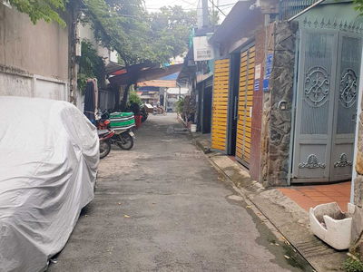 Thang Long Street, Vietnam  Thang Long Street, Vietnam