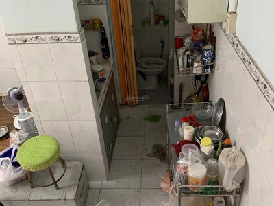 Le Thi Rieng Street, Vietnam Le Thi Rieng Street, Vietnam