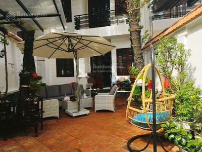 Nguyen Van Troi Street, Vietnam Nguyen Van Troi Street, Vietnam