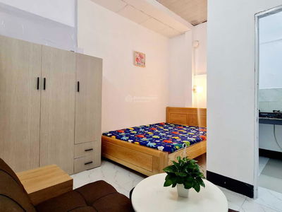 Nguyen Huu Canh Street, Vietnam Nguyen Huu Canh Street, Vietnam