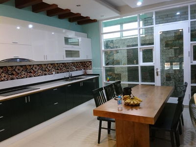 Bach Dang Street, Vietnam Bach Dang Street, Vietnam