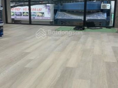 Nguyen Hong Street, Vietnam Nguyen Hong Street, Vietnam