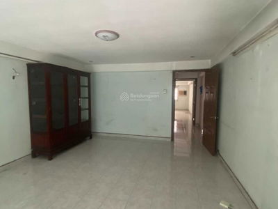 Thanh Thai Street, Vietnam Thanh Thai Street, Vietnam