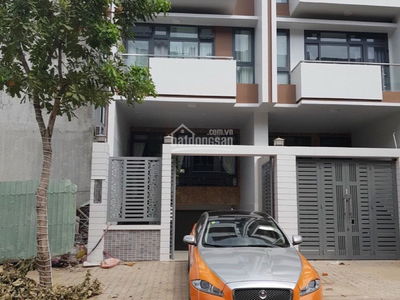 Tran Luu Street, Vietnam Tran Luu Street, Vietnam