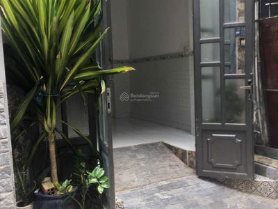 Pham Van Chieu Street, Vietnam Pham Van Chieu Street, Vietnam