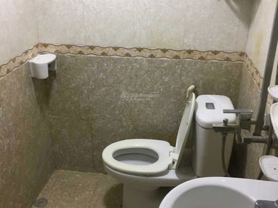 Lien Mac Street, Vietnam  Lien Mac Street, Vietnam