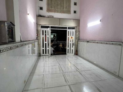 Ong Ich Khiem Street, Vietnam Ong Ich Khiem Street, Vietnam