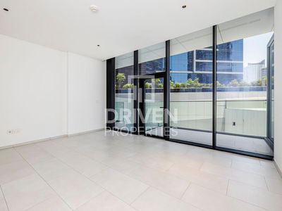 Marquise Square Tower, United Arab Emirates  Marquise Square Tower, United Arab Emirates