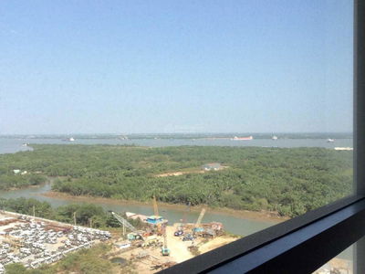 Sunshine Diamond River, Vietnam Sunshine Diamond River, Vietnam