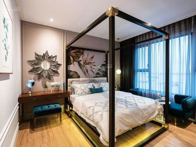 Sunrise City, Vietnam  Sunrise City, Vietnam