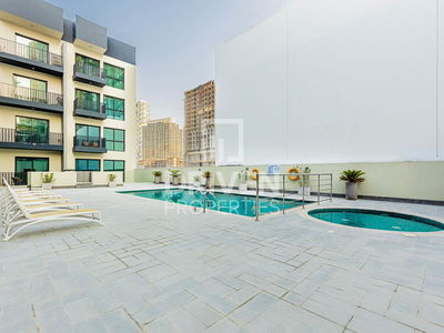 La Riviera Azure, United Arab Emirates  La Riviera Azure, United Arab Emirates