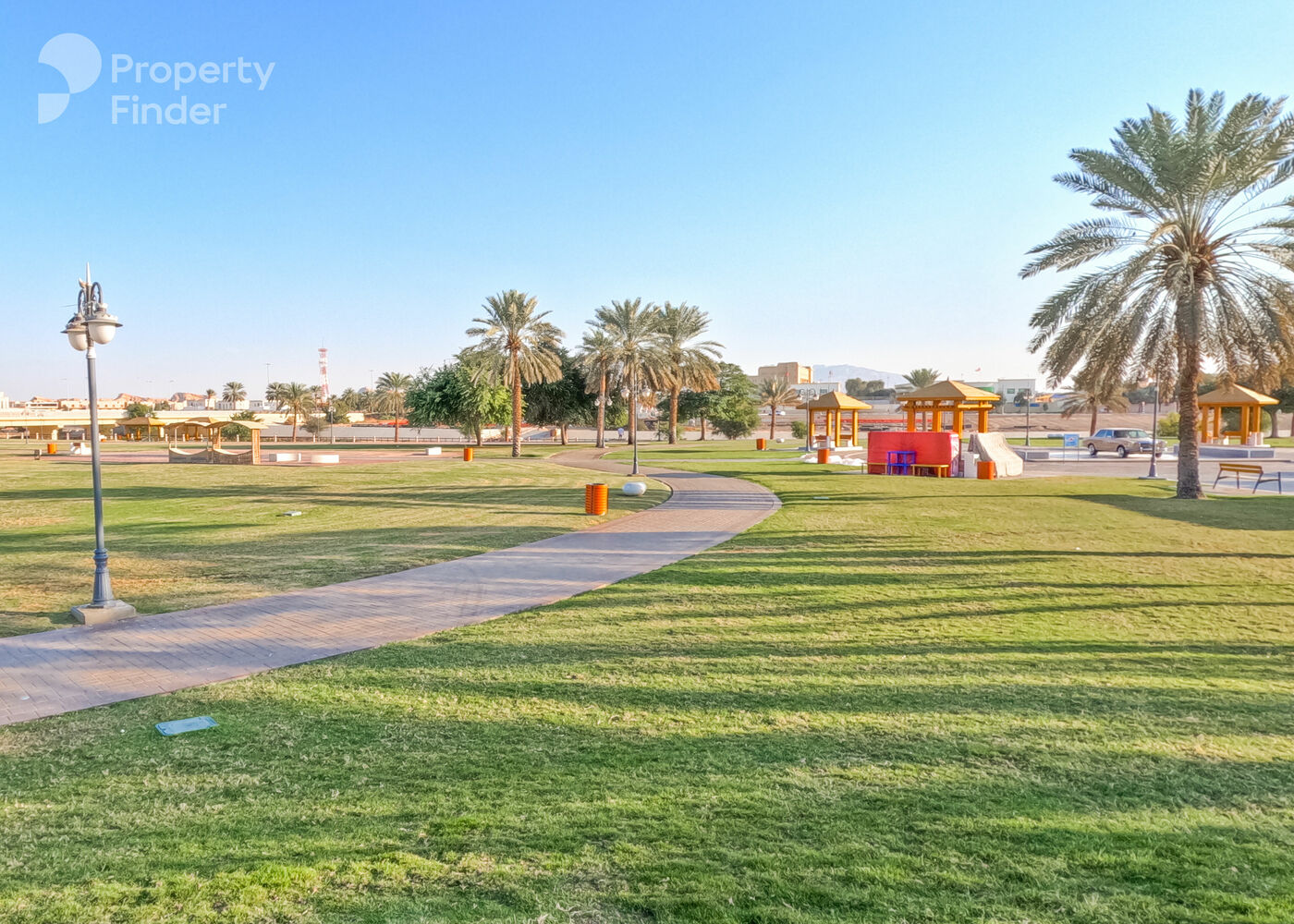 Oud Bin Sag-Han, United Arab Emirates Oud Bin Sag-Han, United Arab Emirates